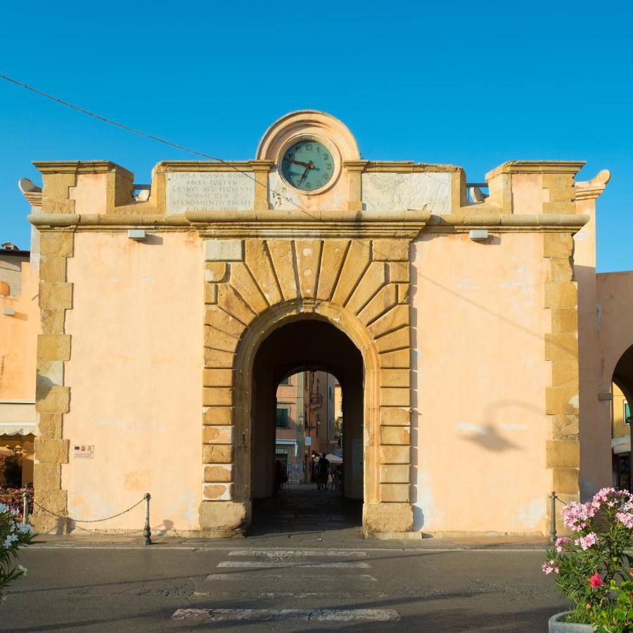 Casa Vacanze Nel Centro Storico Di 포르토페라이오 외부 사진